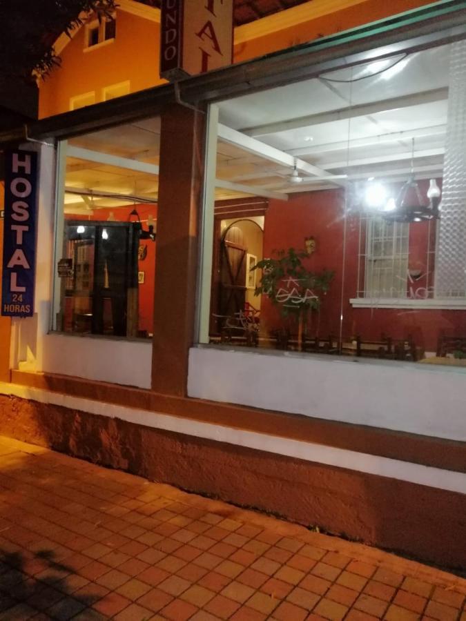 Hostal Bolívar Inn Quito Exterior foto